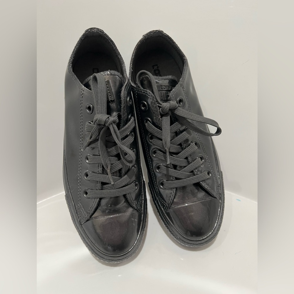 CONVERSE Metallic Grey - Women’s Size 8